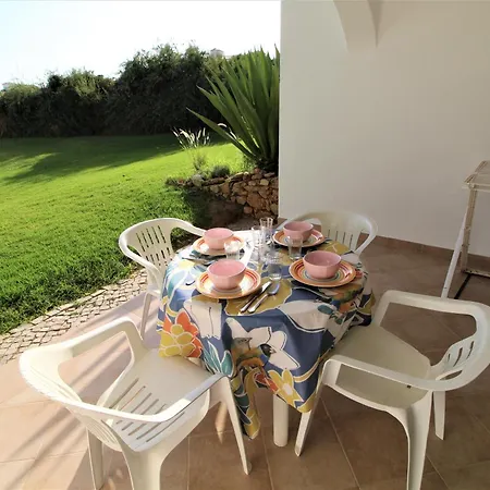 Camélia 89 São Rafael - Albufeira, Algarve *